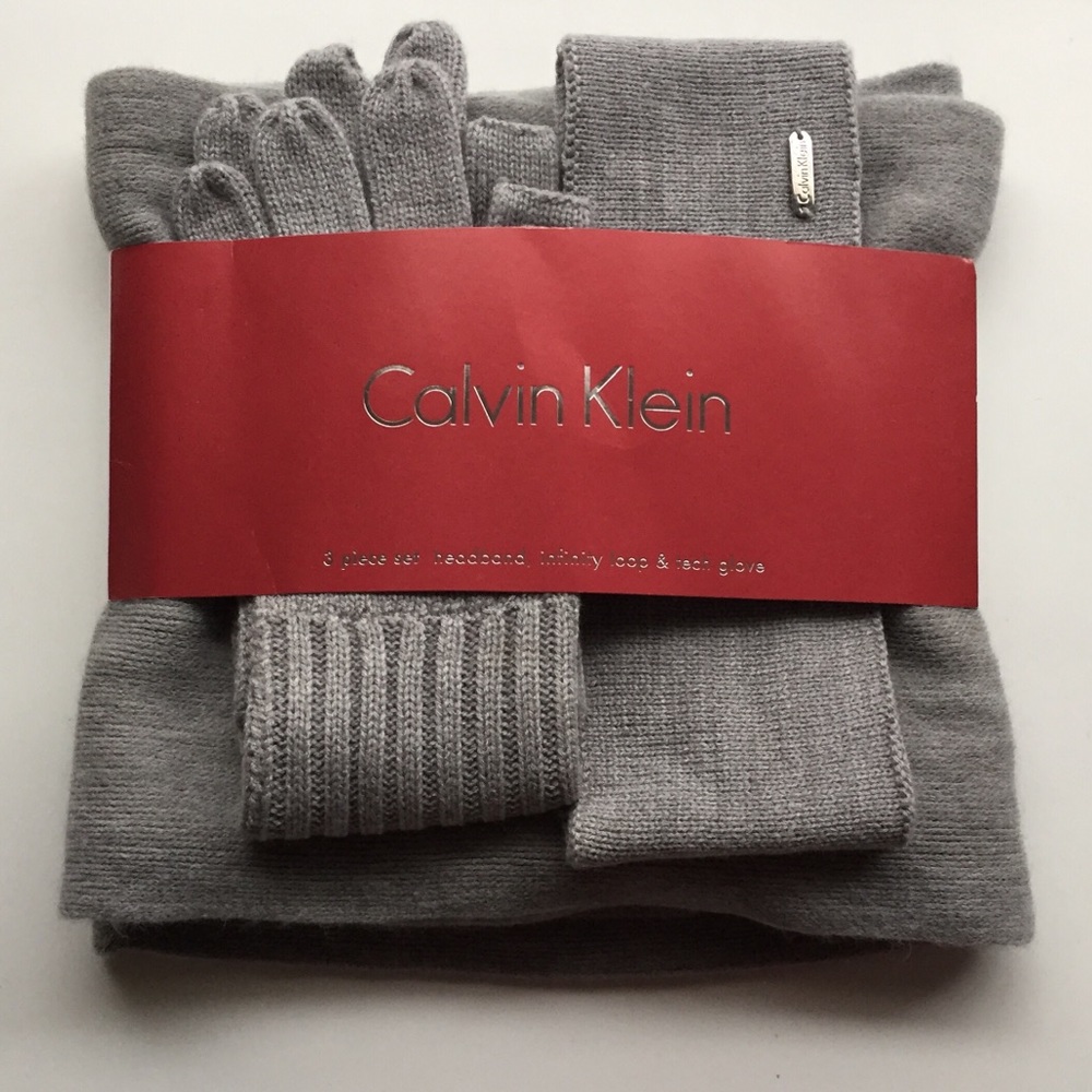 Calvin Klein 3 Piece Set Headband, Gloves, Scarf